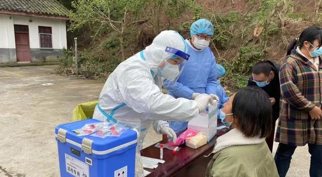 费用自理!四川阆中3.5元“常态化”核酸:每次可收283万,贵吗?