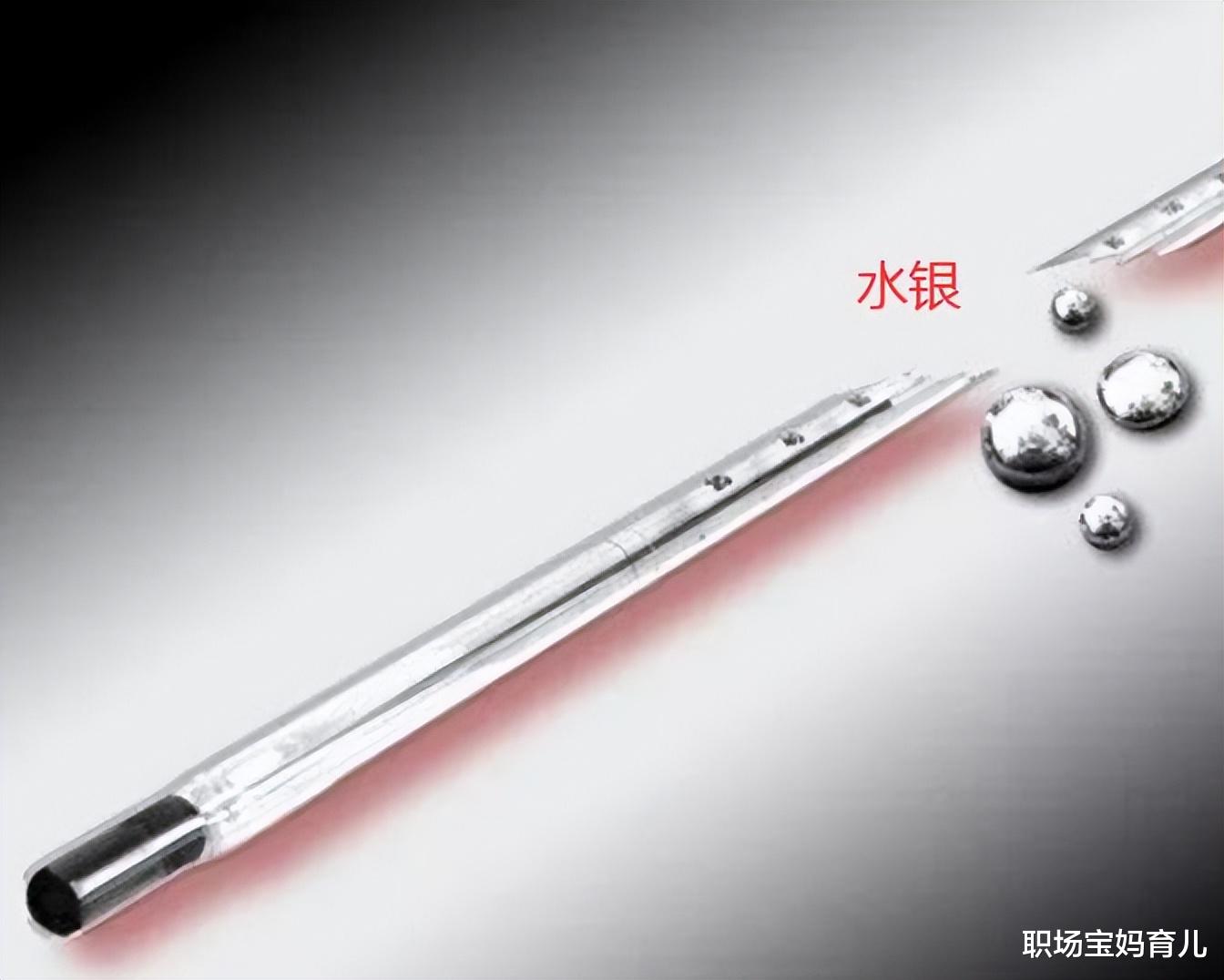 5岁女儿咬破水银体温计,爸爸60秒处理很有用,医生:不用来医院