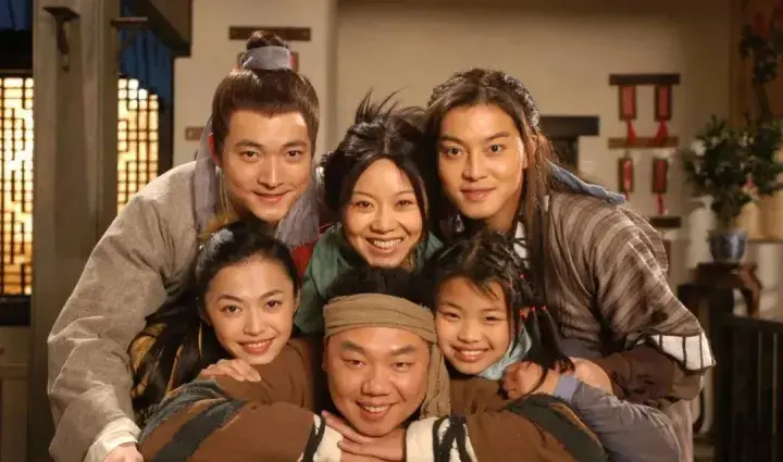 杨幂|离婚之后偏爱小鲜肉的女星,个个容光焕发,姐弟恋有多香?