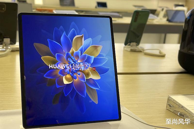 华为|OPPO与华为的铰链设计专利有什么区别?哪一个技术更先进?