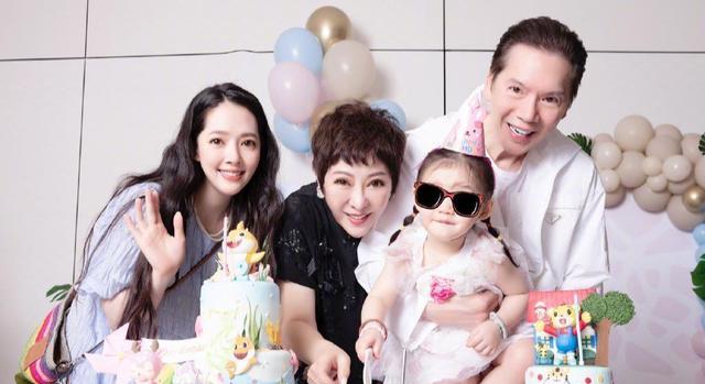 向佐|向佐被向家放弃，儿子成接班人被培养？