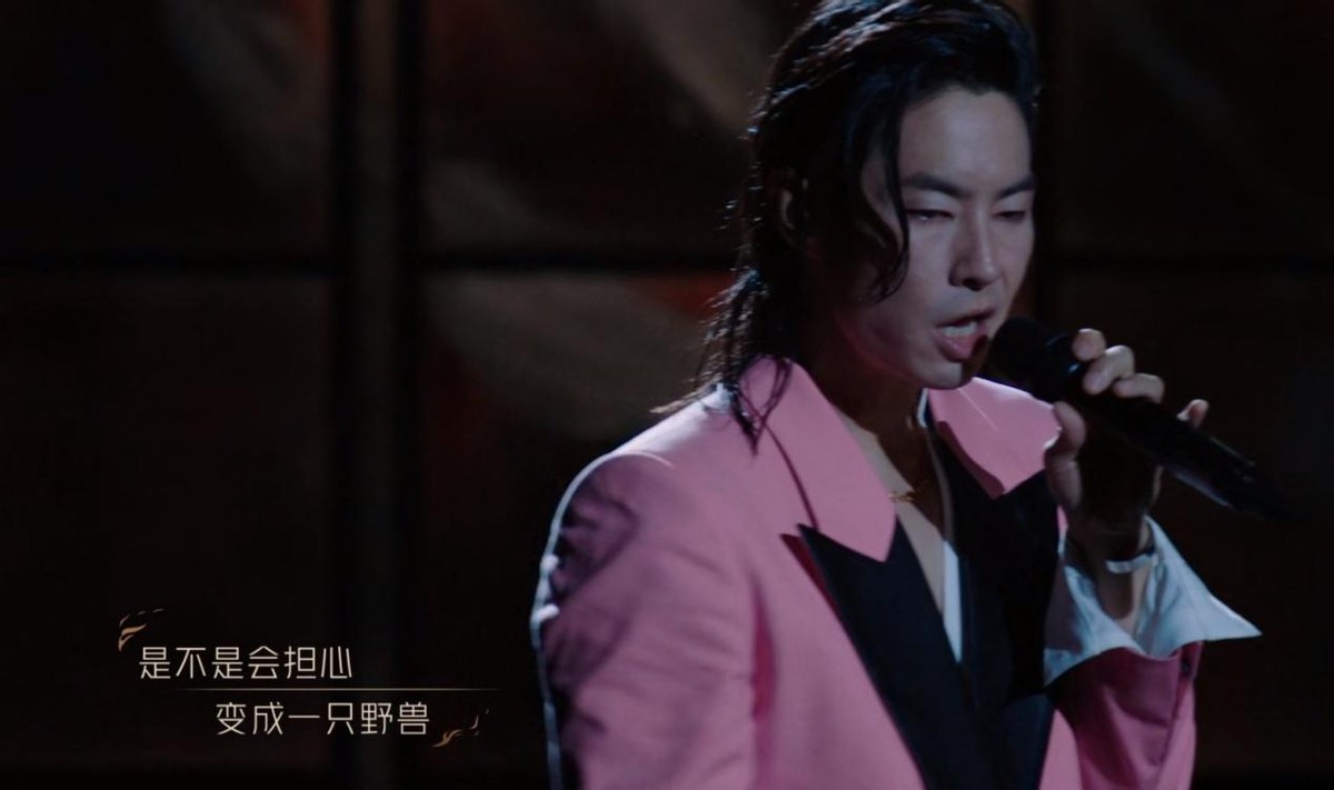 杜德伟|《披哥2》二公，年龄越大越老当益壮，年龄越小却“满身油腻”？