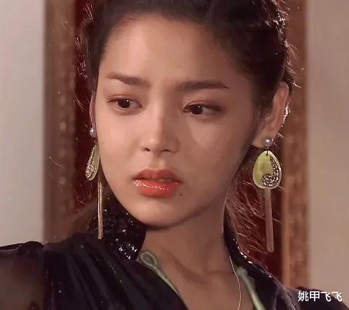 血糖 你敢相信这是17年前的妆造？即使现在看也不觉得有丝毫逊色