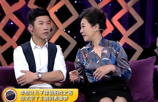 王骁|星二代王骁:38岁爆红,如今因《狂飙》跌下神坛