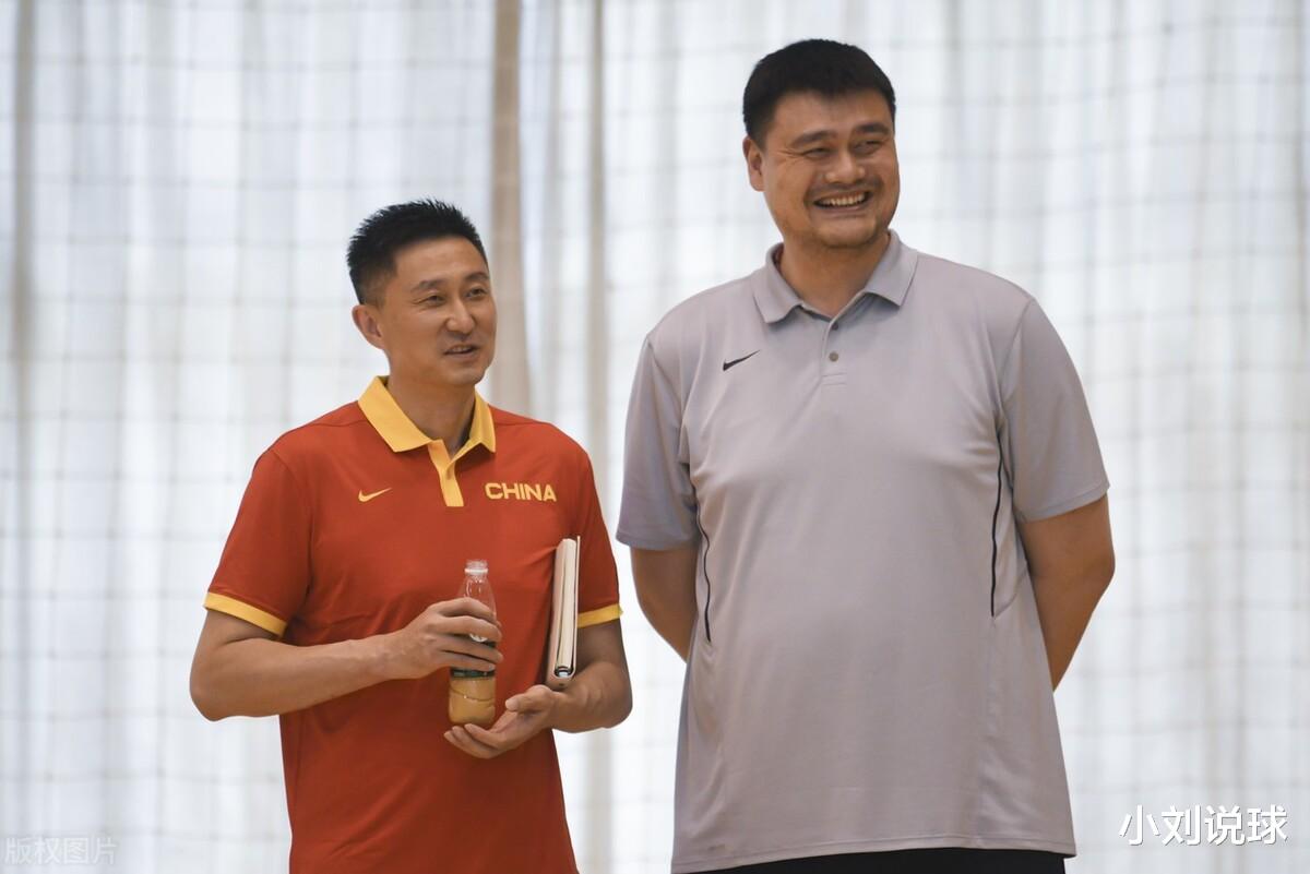 杜锋|下午16点！中国男篮新消息，杜锋表示意外，球迷：姚明该怎么办