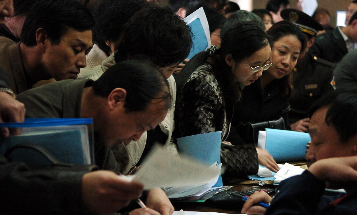 学习方法|参加公务员笔试多少分才能上岸?有哪些好的学习方法?要区分岗位