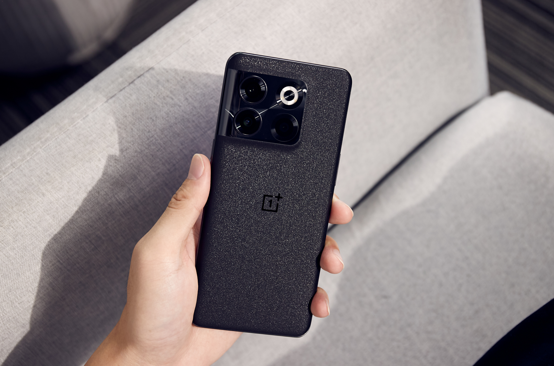 小米科技|iPhone 14 Pro感觉挺不错的哦,感觉应该预定今年机皇的位置了