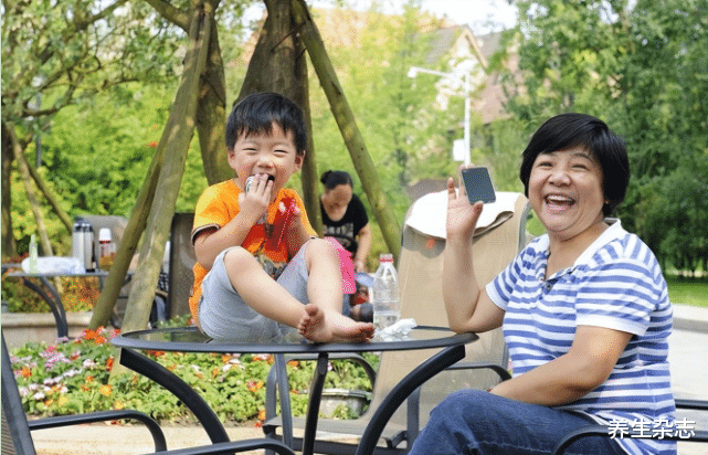 鸡蛋|多名医生提醒：停止使用1种“电热锅”，别让甲状腺“千疮百孔”