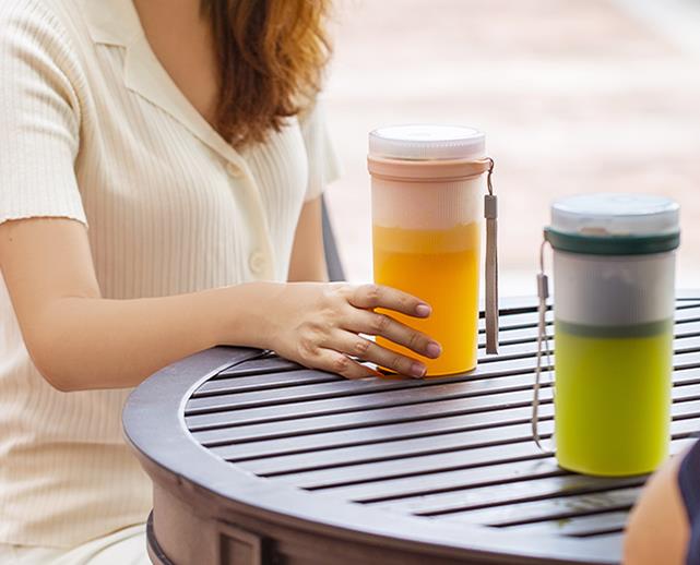 美的|小家电界“愣头青”诞生!无线榨汁杯定价19元,网友:美的、九阳要挺住