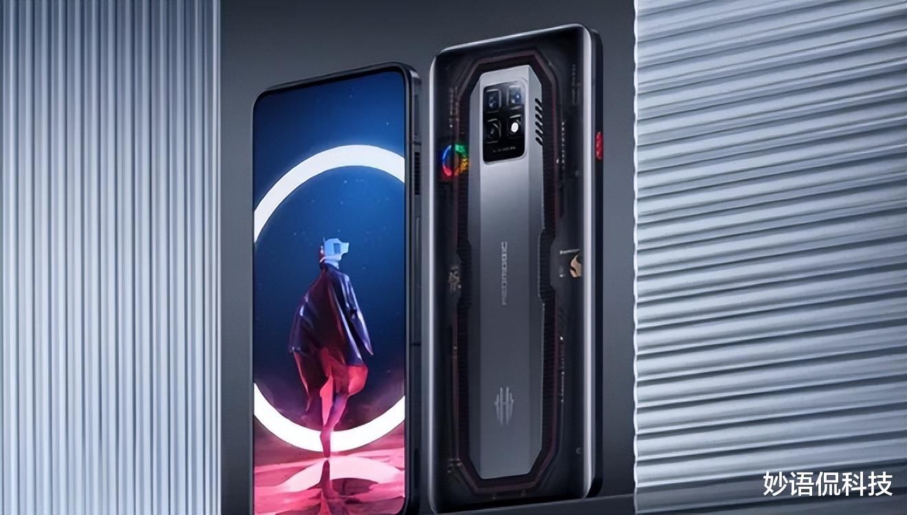 游戏手机|18G+512G有现货了，135W快充+5000mAh，网友：终于等到了