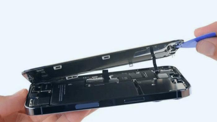 没有一颗核心芯片来自中国，iPhone13被国外大神拆解之后，值得深思！