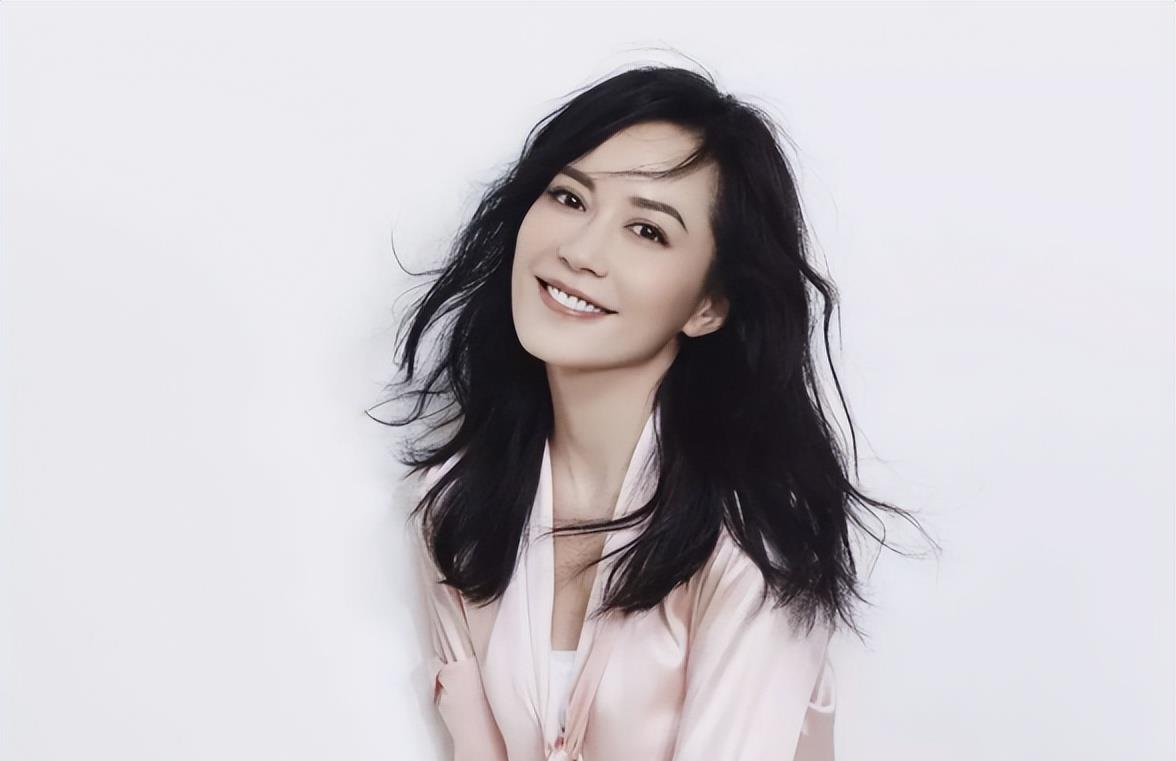 杨蓉 圈内最会保养的10位女星，个个皮肤水嫩，婀娜多姿，越老越有韵味
