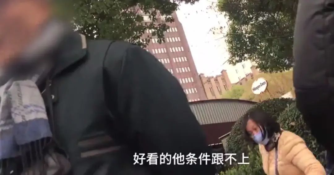 人物设定|她红了,人设也崩了?又一位背潜规则的女演员,竟然是她?