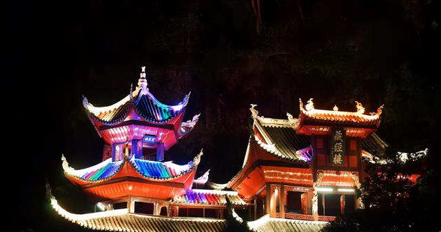 贵阳|距贵阳机场270公里，藏着一古镇，位于舞阳河畔，可免费参观！