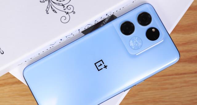 红米Note|2000元价位购机首选这3款!性能强、价格香,用三五年不是问题