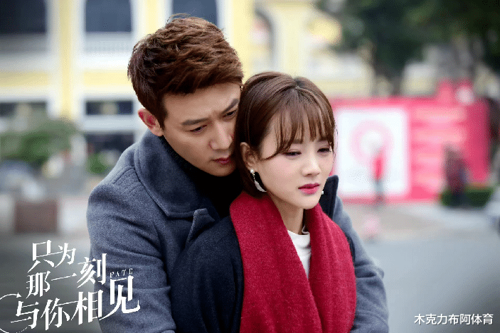 李晨|年近半百还演“偶像剧”！这5位男星真自信，和女主硬组CP像父女