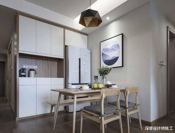 最容易让人忽视的餐边柜，放在过道，角落等地方，好看又好用