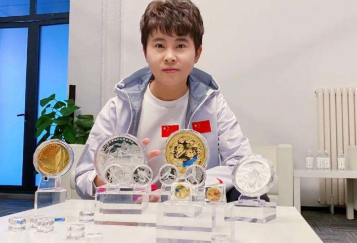 王濛|王濛靠“暴躁式”解说翻红,智商与情商均在线,真实学历可不一般