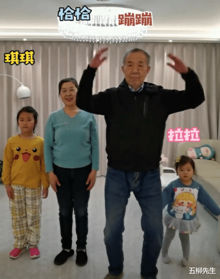 心肌梗塞|一路走好!百万粉丝网红晓菲姐父亲心梗去世,曾是优秀的人民警察