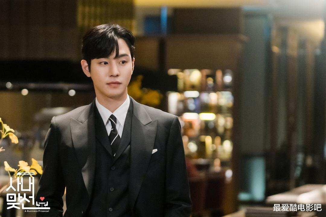 金世正|五年前的韩国最佳新人,如今成爆款剧女主,剧情俗套不代表不好看