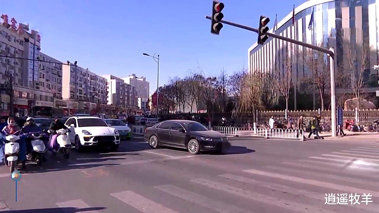 4次见面,男子为姑娘花了1300元,却连对方的手都没牵过,真的是尴尬