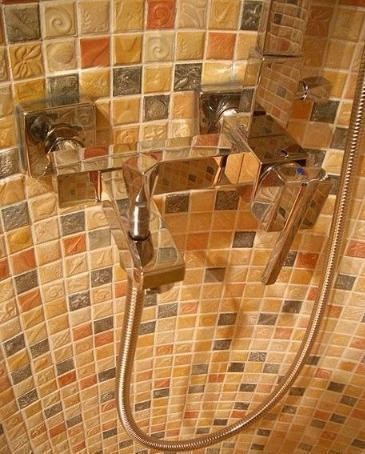 朋友在家低成本砖砌淋浴房，2000元清单晒朋友圈都点赞！