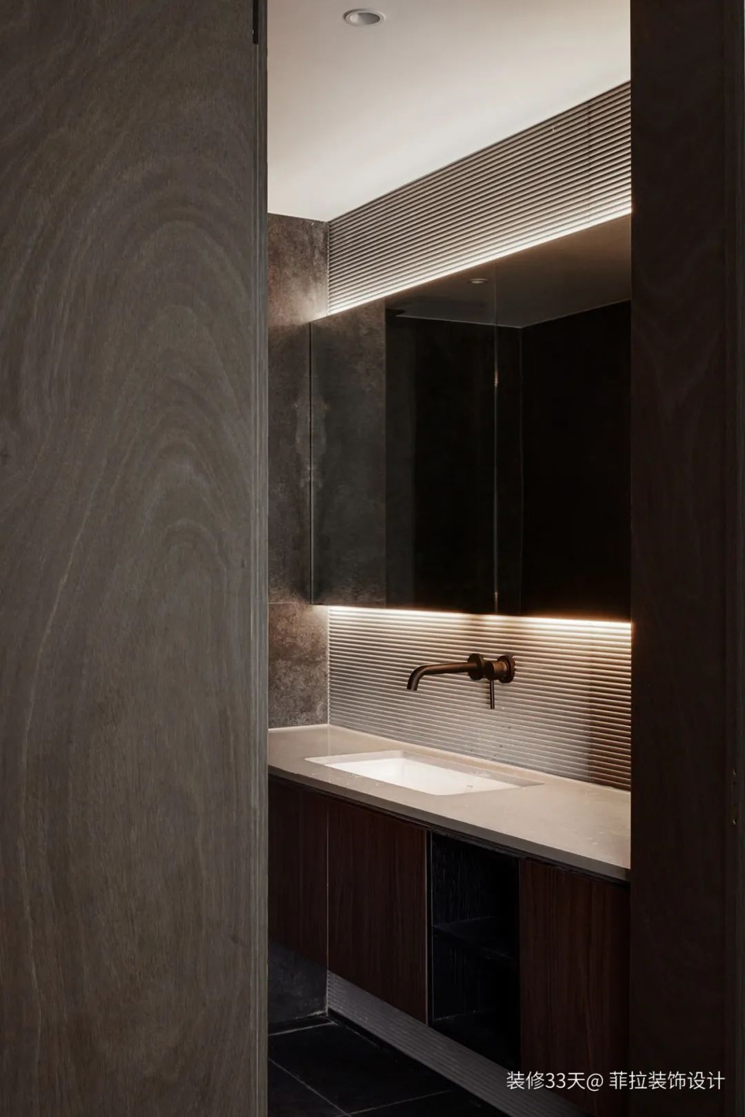 装修设计：全屋巧用弧形，下沉式客厅，非常规卧室