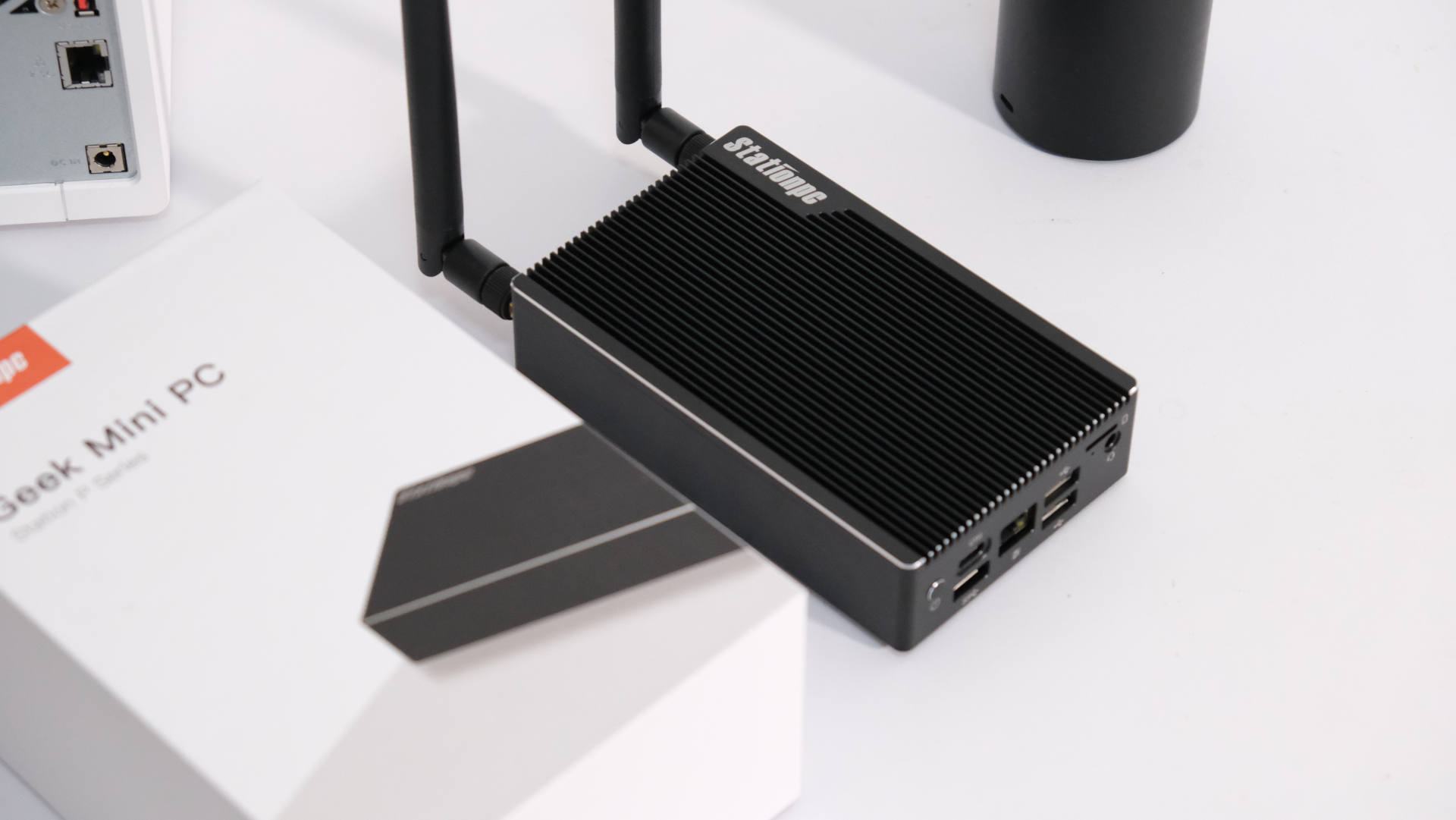 CPU|系统皆可刷丨瑞芯微处理器的Station P2上手体验