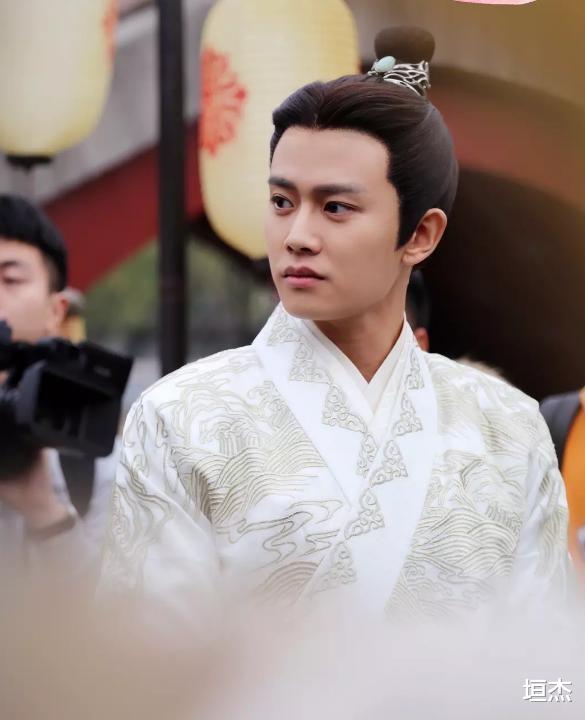 郭京飞|明明长着不靠谱的脸,却是24孝好男人,娱乐圈这7位男星堪称清流