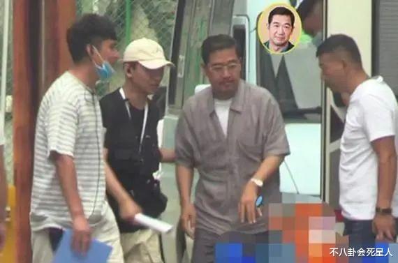 周润发|12位60+男星群像:周润发佝偻如80,吕良伟一身腱子肉似小伙