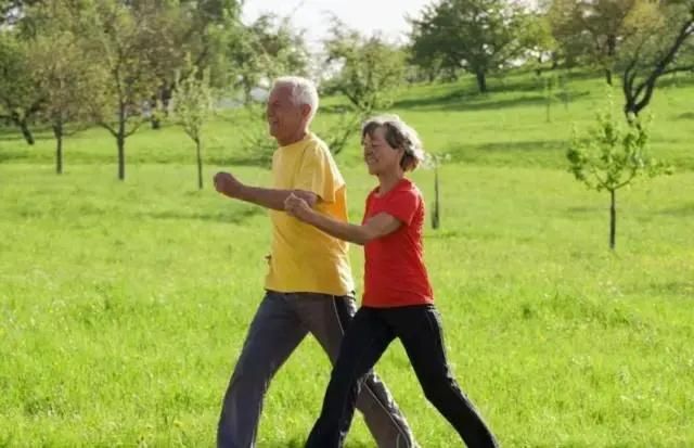 |锻炼会加速衰老？提醒：4种运动方式，或许对健康不利反而伤身