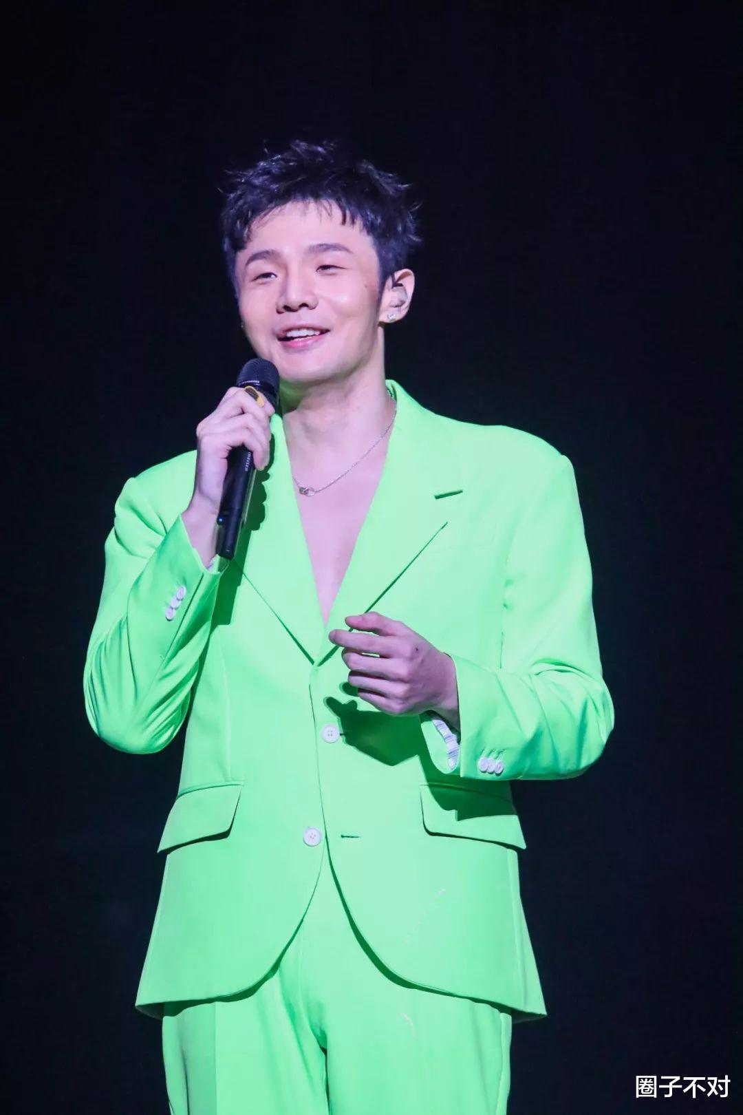 明星减肥多内卷?有人每天运动4小时,有人5个月三餐只吃水果