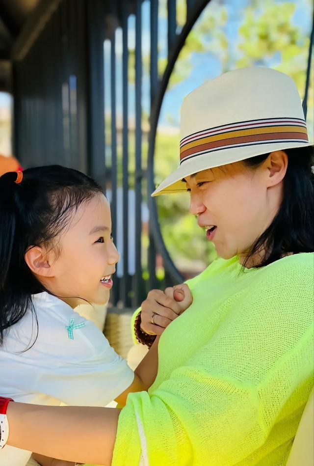 王楠|王楠夫妇太节俭!不准儿子买名牌球鞋,每月只给女儿150元零花钱