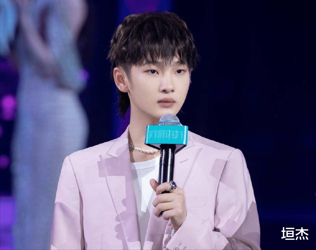 章子怡|明知自己半斤八两,还敢冒充“资深导师”,这些“大师”把人笑死