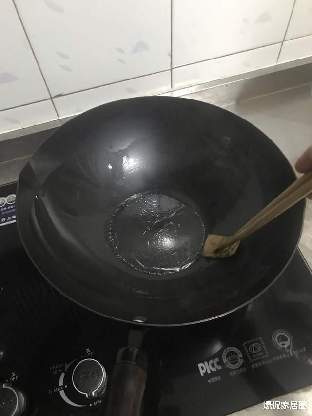 建议大家:除了高压锅,厨房有这3种锅就够了!其它都是白花钱