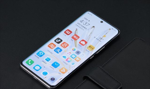 小米科技|手机口碑排行:小米12S第六,荣耀70Pro第八,第一名实至名归