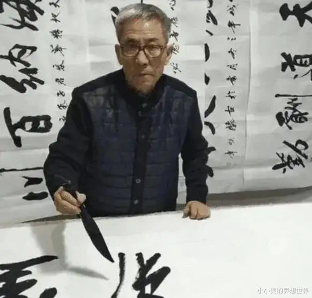 女士带画鉴定,专家却称其为赝品!女士:你们可知道我父亲是谁?