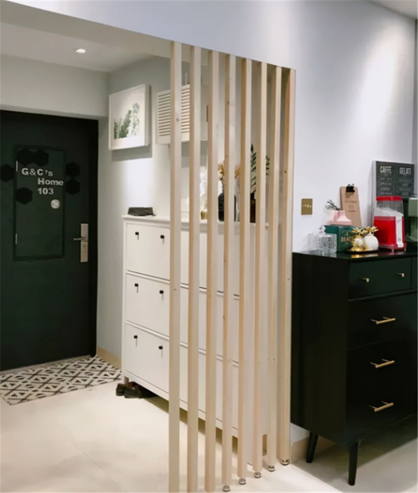 入户正对客餐厅,一眼见光怎么办?做好玄关柜和隔断,这都不是事