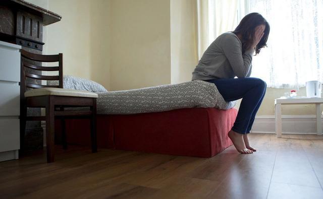 领证时,男子发现女友学历仅为大专而情绪激动:此前一直称是本科