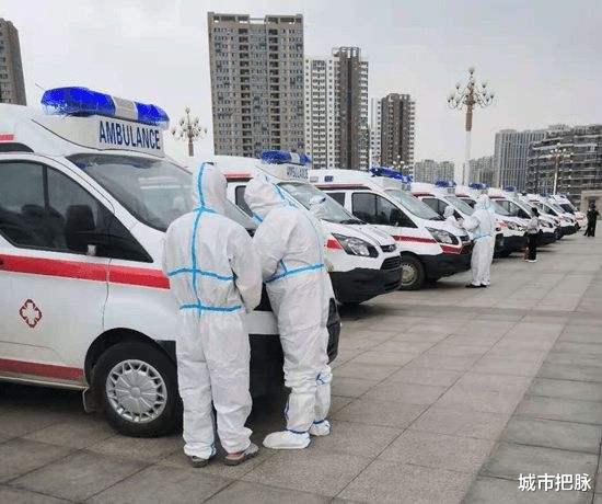看了上海奉贤查获装满香烟的外省入沪救护车才知,什么叫胆大包天