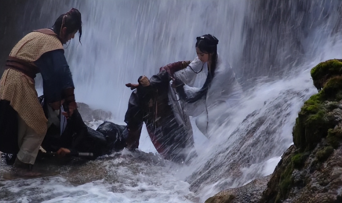 Angelababy|“资本弃儿”杨颖：离婚后资源一落千丈，录制跑男遭受不公平待遇