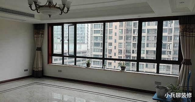 买了套180平的大平层,亲戚个个都很羡慕,可如今我却成为笑话!