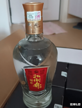 超市中，5款不起眼的“良心酒”，价格低廉，都是好喝的纯粮酒