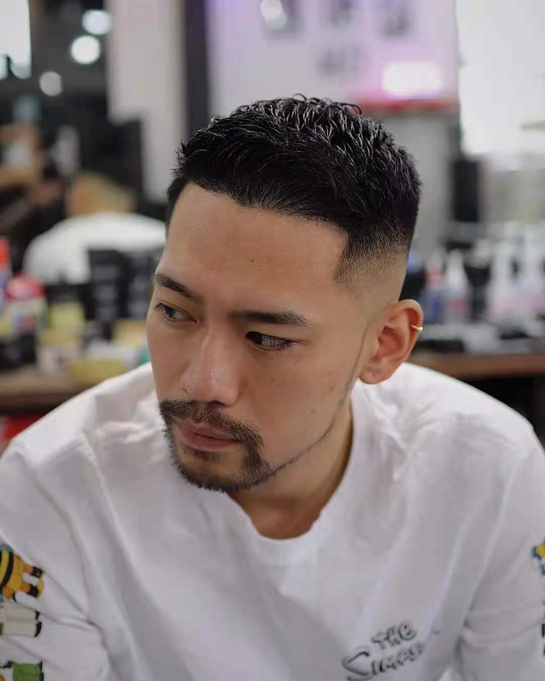 西兰花 为何现在80后、90后和00后的男士，都喜欢“两边铲青”的发型？