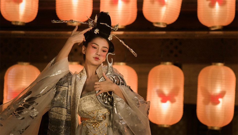 花魁|古装剧10位女星演「第一花魁」！袁冰妍妖媚、刘诗诗清纯，赵丽颖造型被嫌丑