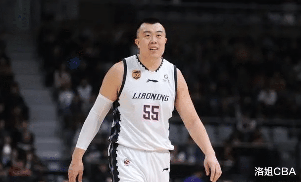 许钟豪|CBA三消息：辽宁大韩确定复出，李春江低调受访，许钟豪发型彪悍