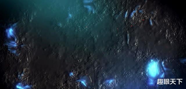 冰岛火山喷发时,监控拍到2个蓝光UFO,难道火山喷发真与UFO有关?