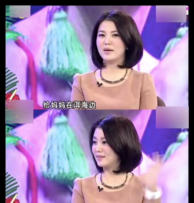 杨丽萍|63岁杨丽萍晒与母亲合影，化淡妆穿休闲服露面，母女同框画面温馨