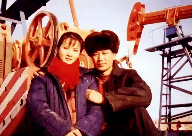 谢兰|演丫鬟爆红,嫁大11岁男人、39岁高龄产子:10年后,她活成这样?