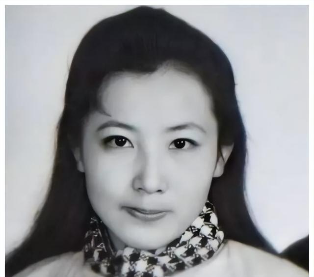 山西高颜值女逃犯解丽萍,潜逃20年,至今仍未被抓